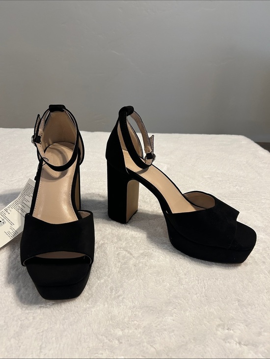 The Drop Hamalie Shoes - The Drop Women’s Hamalie Black Suede ankle strap platform Sandals. Chucky Heel.